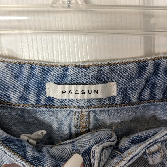 Pacsun Distressed High Rise Festival Shorts in Classic Blue Jean‎ Size 24 - Picture 3 of 7